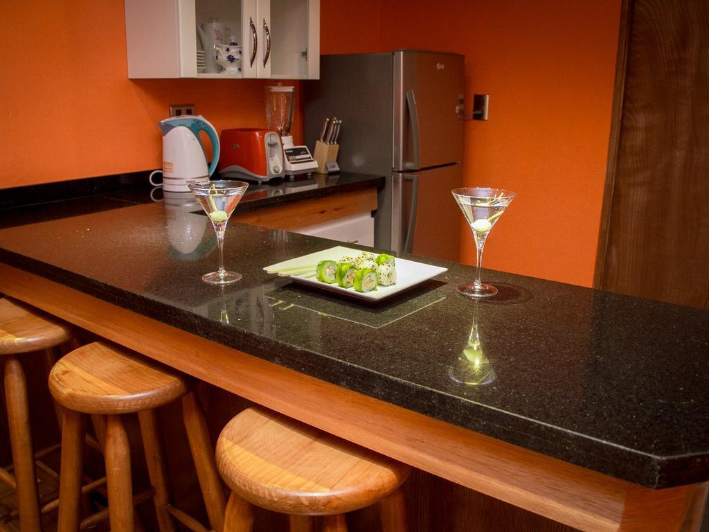 Plaza Huelen Apartment Santiago Room photo